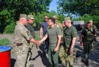 Зеленский заверил, что на Донбассе "никто ничего не собирается сдавать"