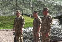 Начальник Генштаба представил военным на Донбассе нового командующего ООС