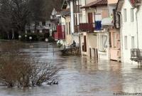 Во Франции десятки тысяч домов остались без электричества из-за непогоды