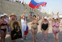«Турист бедный, жрет лапшу и консервы» — крымчане недовольны гостями из РФ