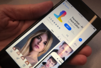 Разработчики FaceApp заверяют, что данные пользователей не отправляются в РФ
