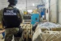 В Польше обвинили украинцев в нелегальном производстве сигарет