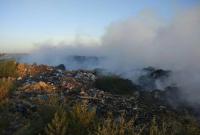 В Николаевской области полсуток тушили пожар на свалке