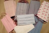 Франція заборонила носити в громадських місцях пошиті вдома маски